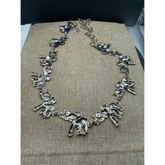 Vintage Chain Elephant Belt Silver Tone Adjustable up to 40” - Picture 7 of 8